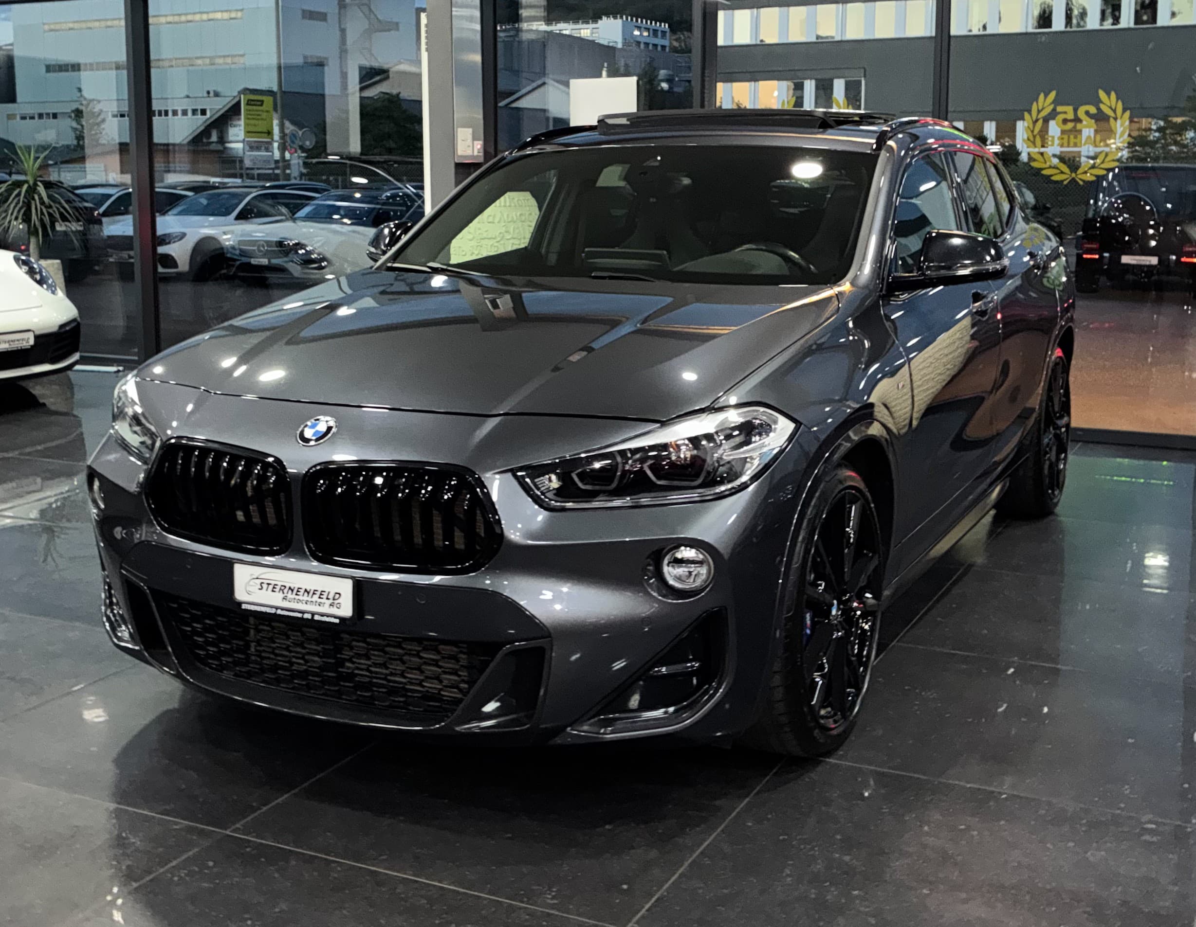 BMW X2 M35i Steptronic — Occasion bei Sternenfeld Autocenter, Birsfelden