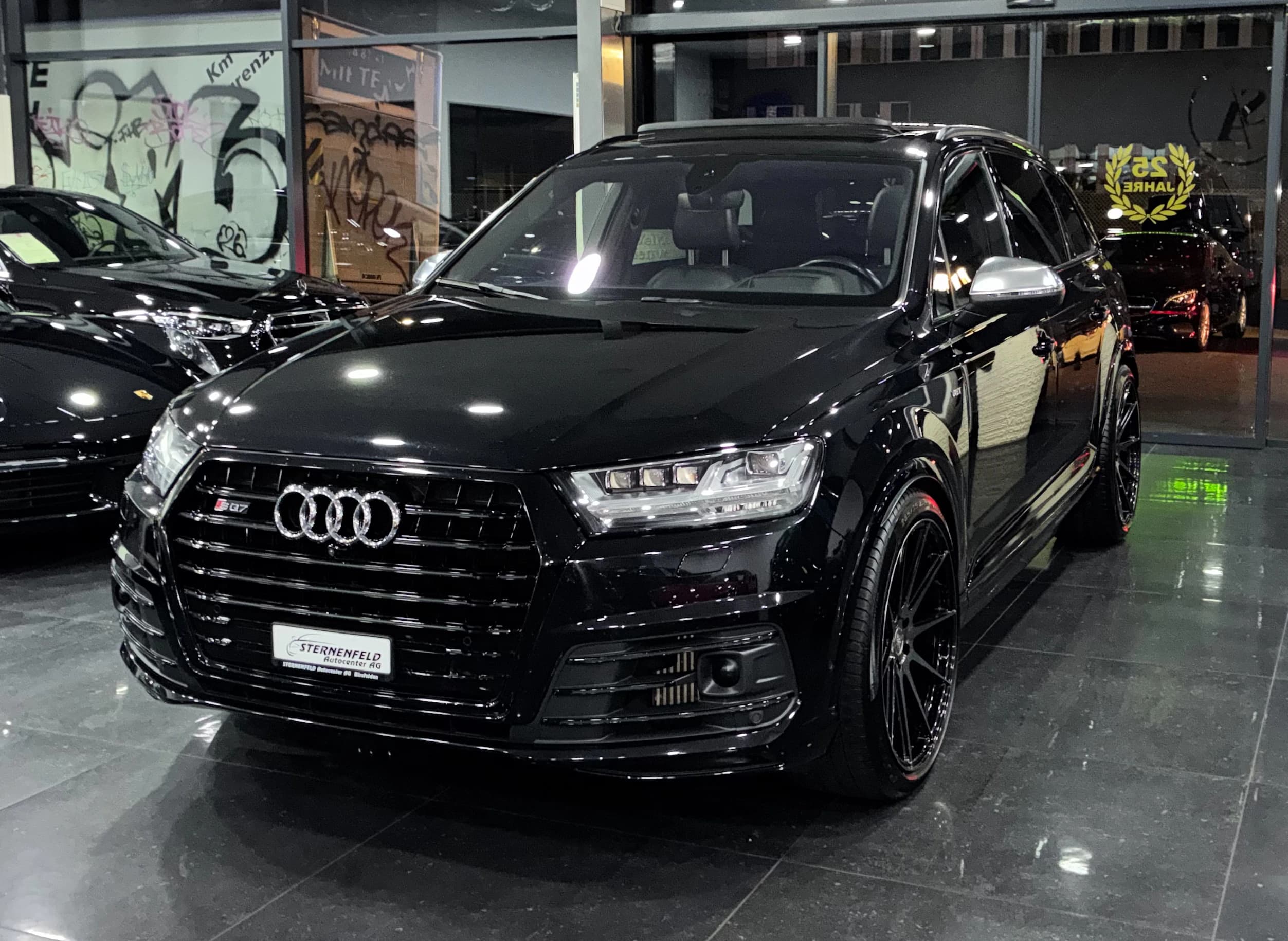 Audi SQ7 4.0 TDI quattro tiptronic — Occasion bei Sternenfeld Autocenter, Birsfelden